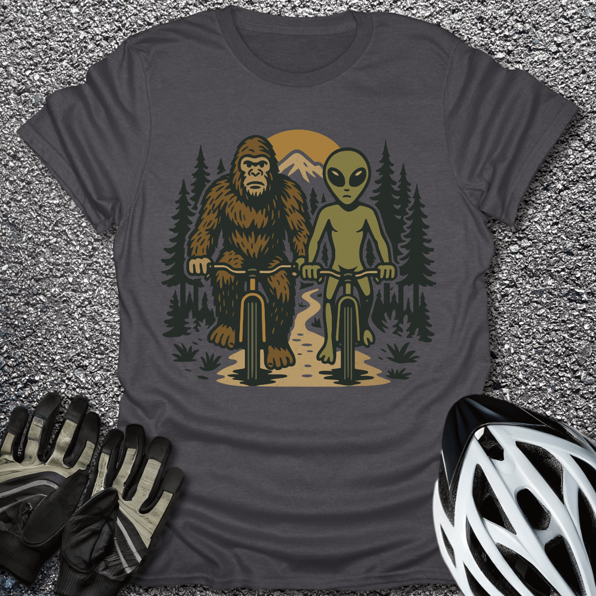 Bigfoot & Alien T-Shirt in Dark Heather / S from CycleTees